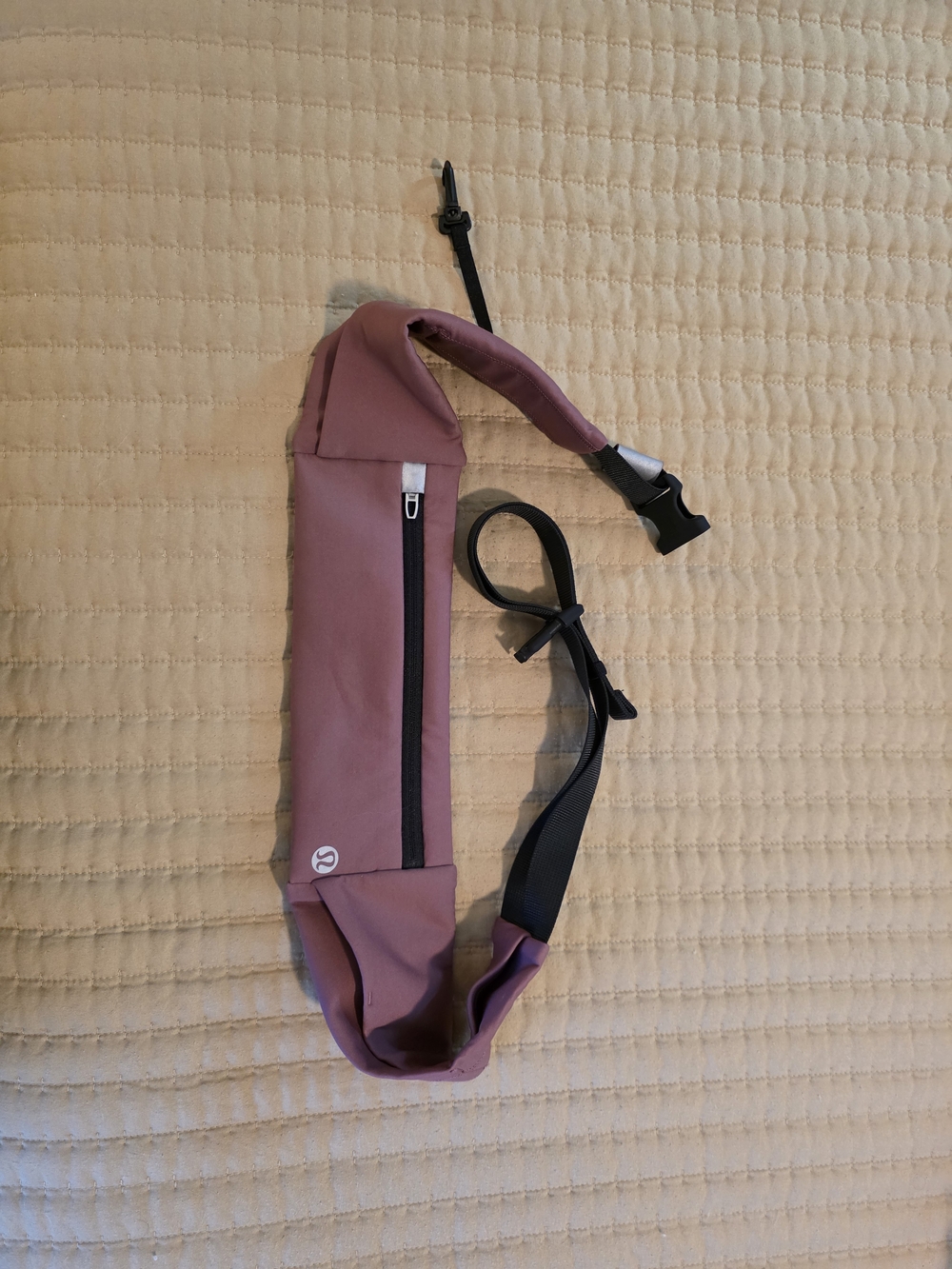 Lululemon Dusty Rose Fast And Free Fitness Clip Belt with Zip Pocket - Size S/M